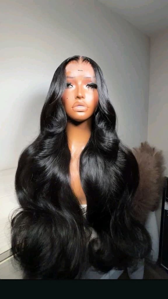 Body wave hair movement